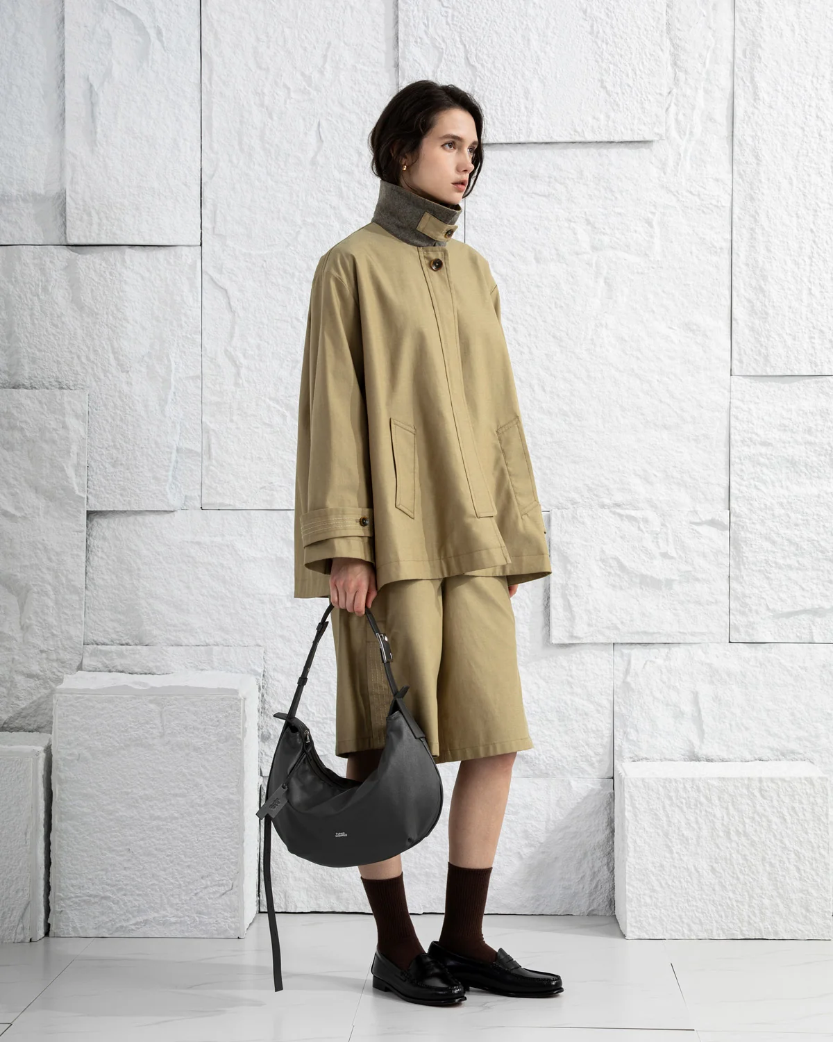 Medium Dumpling Crossbody - Image 4