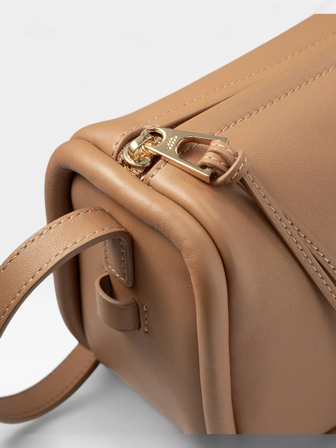 Small Loaf Nappa Crossbody - Image 3