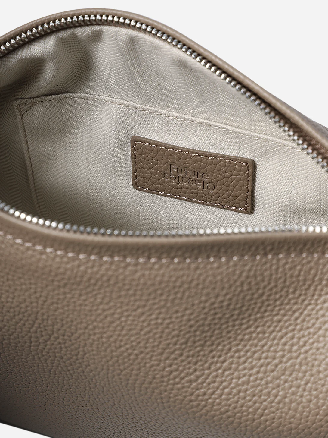 Small Loaf Crossbody - Image 4